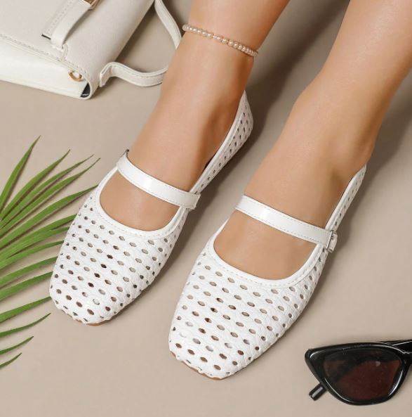 French Retro Hollow Mary Jane Flat Shoes for Women